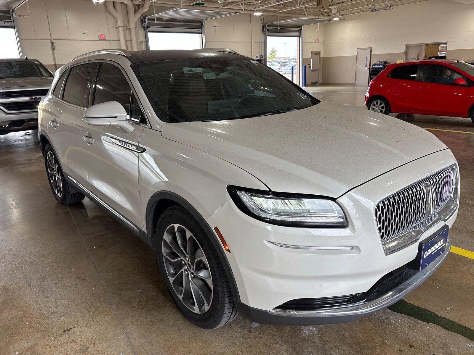 2021 Lincoln Nautilus Reserve — photo 1 of 5