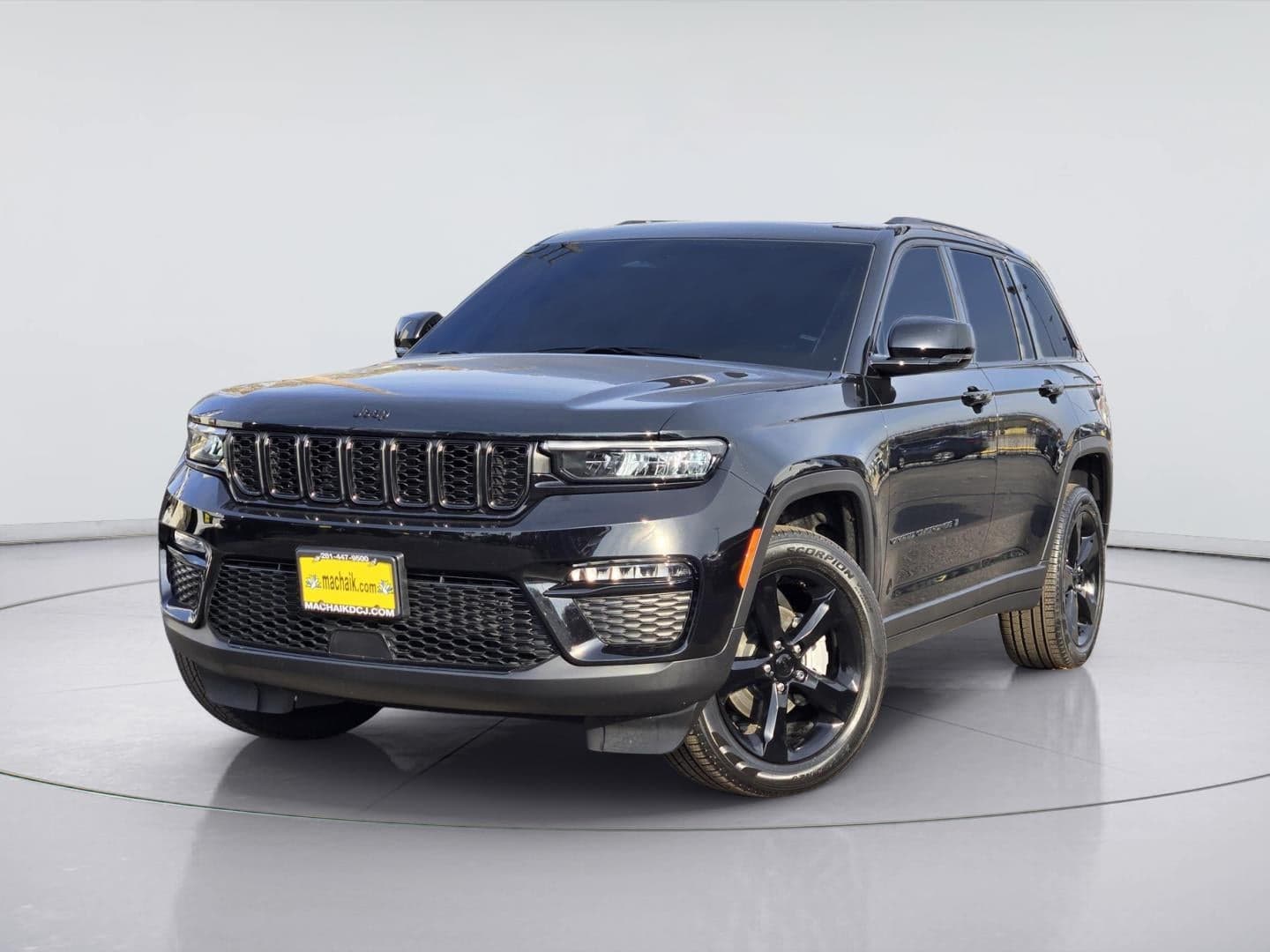 2025 Jeep Grand Cherokee Limited — photo 1 of 39