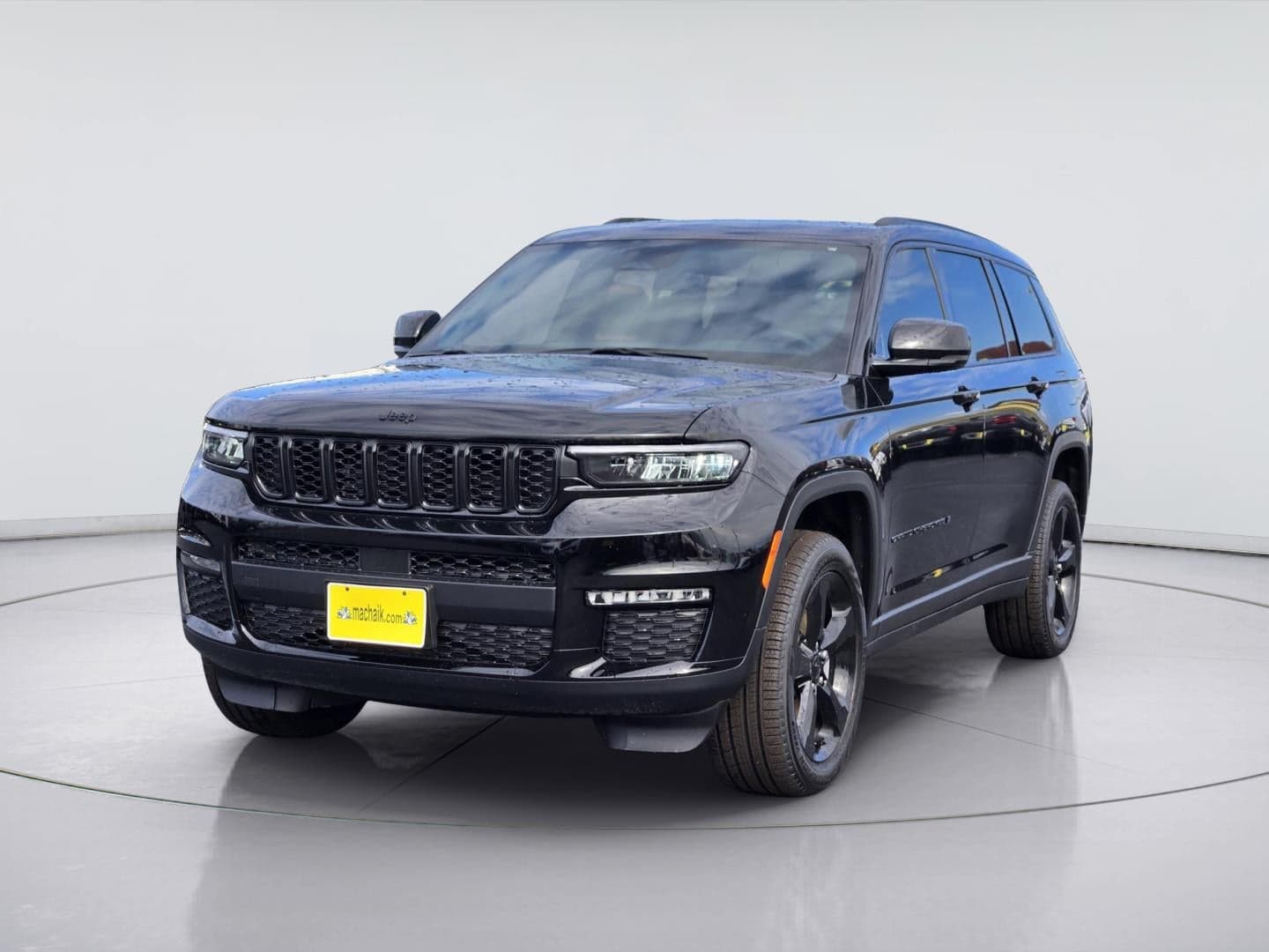 2025 Jeep Grand Cherokee L Limited — photo 1 of 28