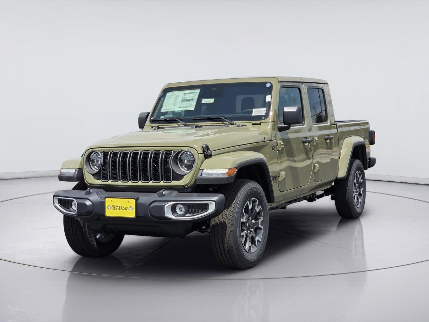2026 Jeep Gladiator Sahara — photo 1 of 26