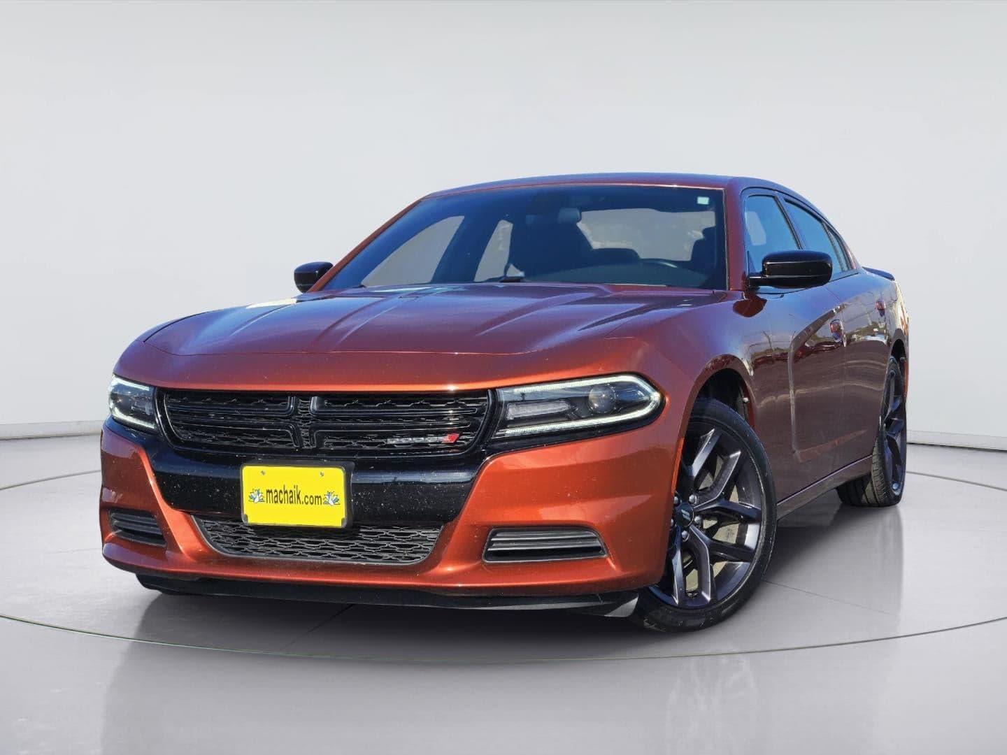 2020 Dodge Charger SXT — photo 1 of 46