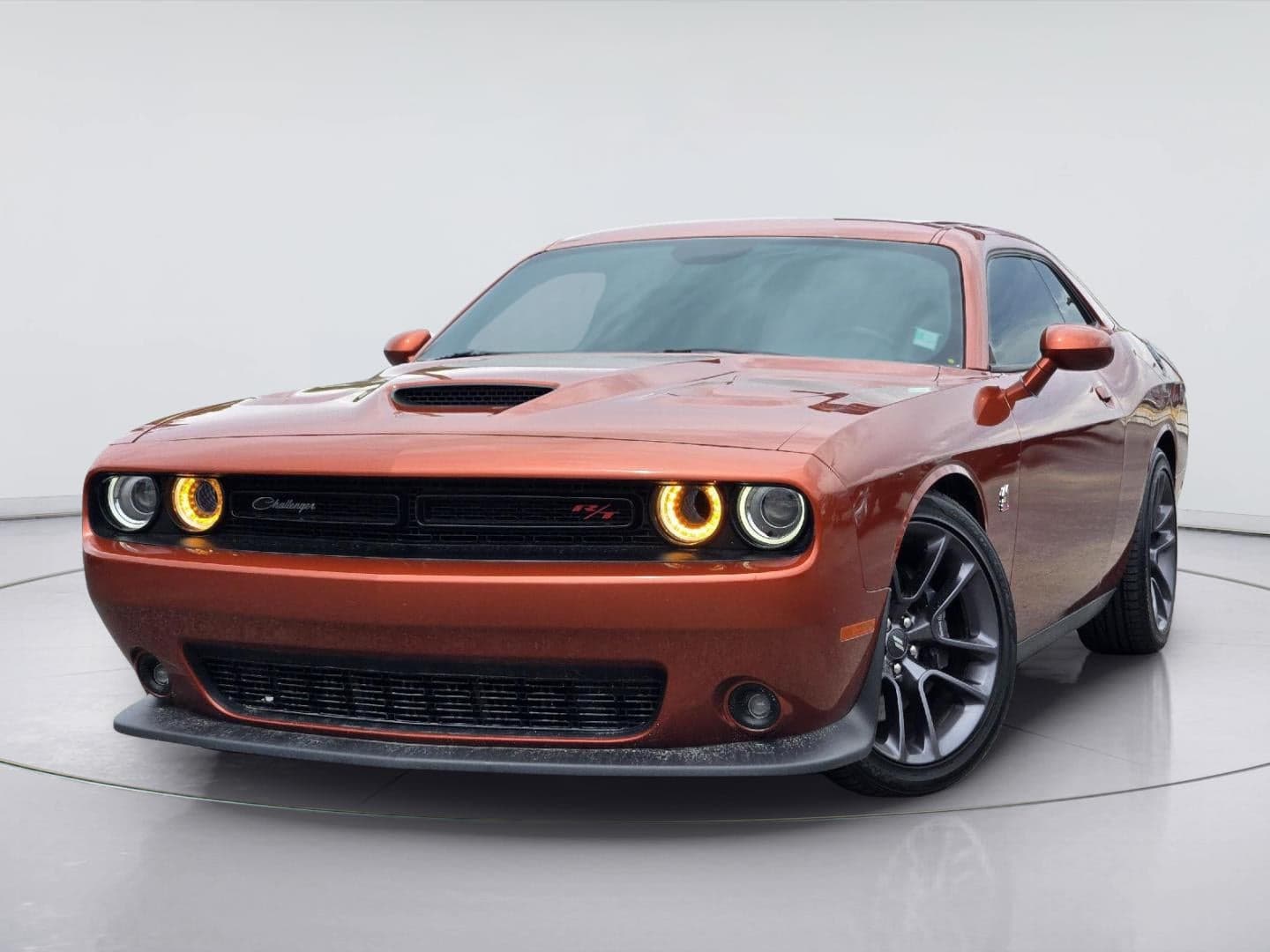 2023 Dodge Challenger R/T Scat Pack — photo 1 of 48