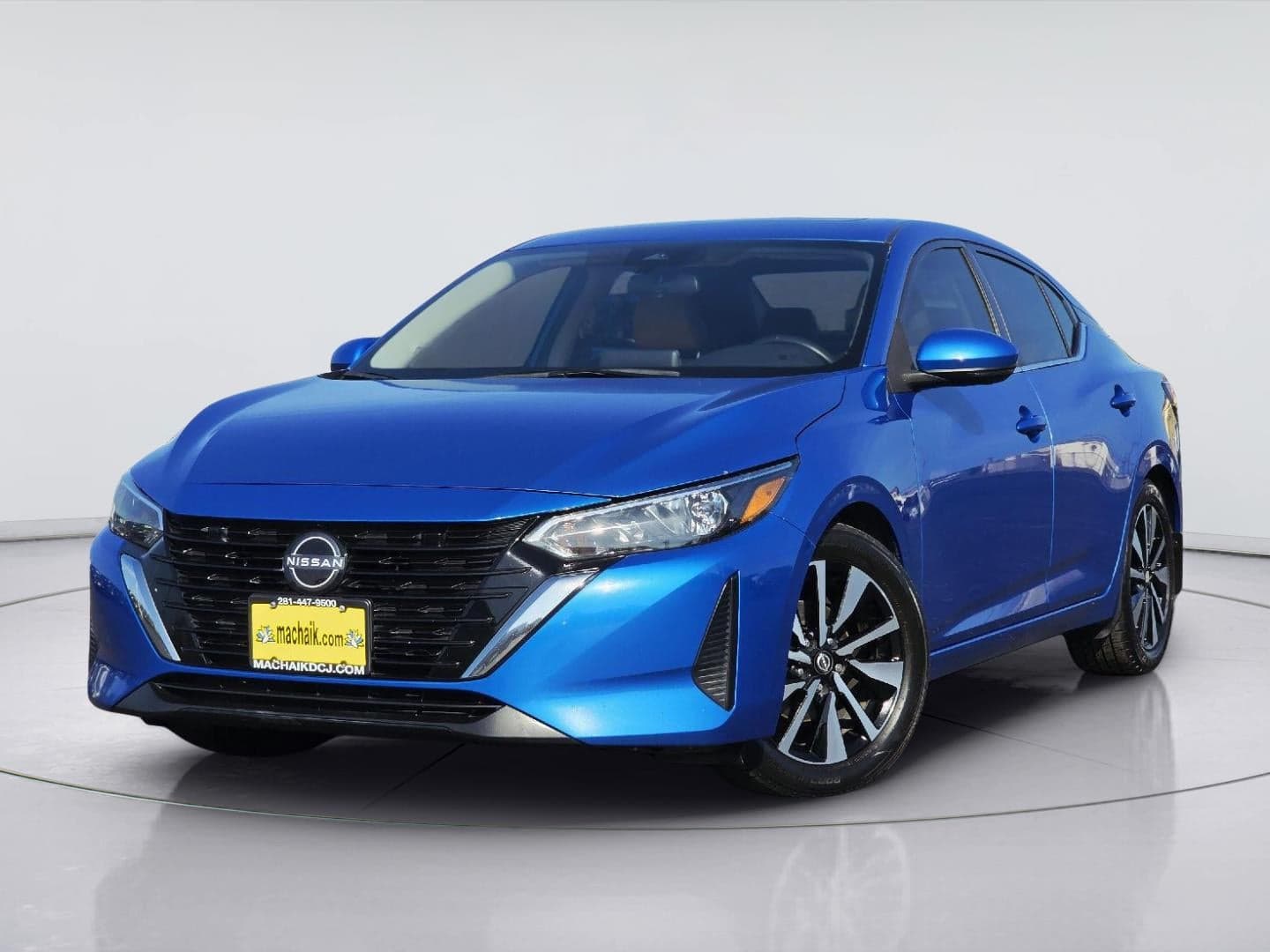 2025 Nissan Sentra SV — photo 1 of 50