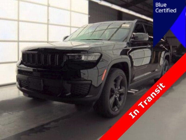 2023 Jeep Grand Cherokee L Laredo — photo 1 of 3