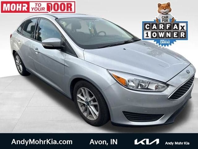 2018 Ford Focus SE — photo 1 of 30