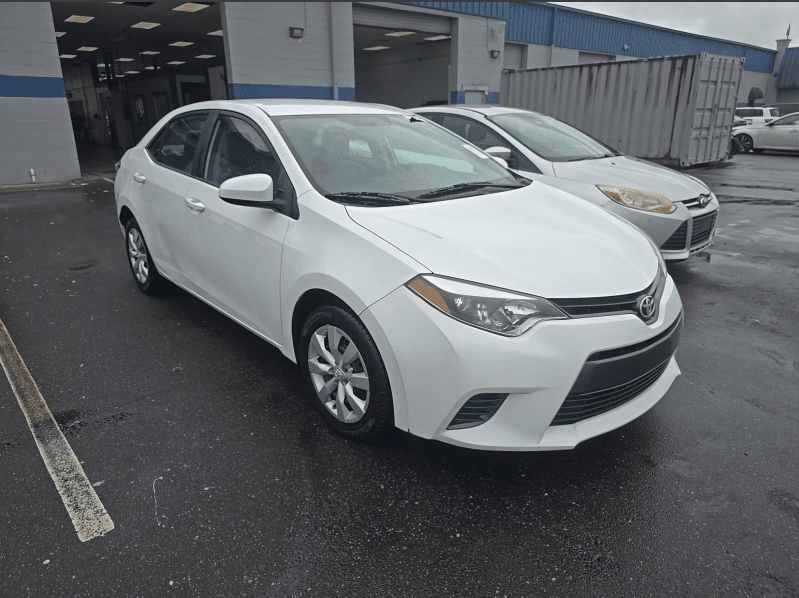 2016 Toyota Corolla LE — photo 1 of 5