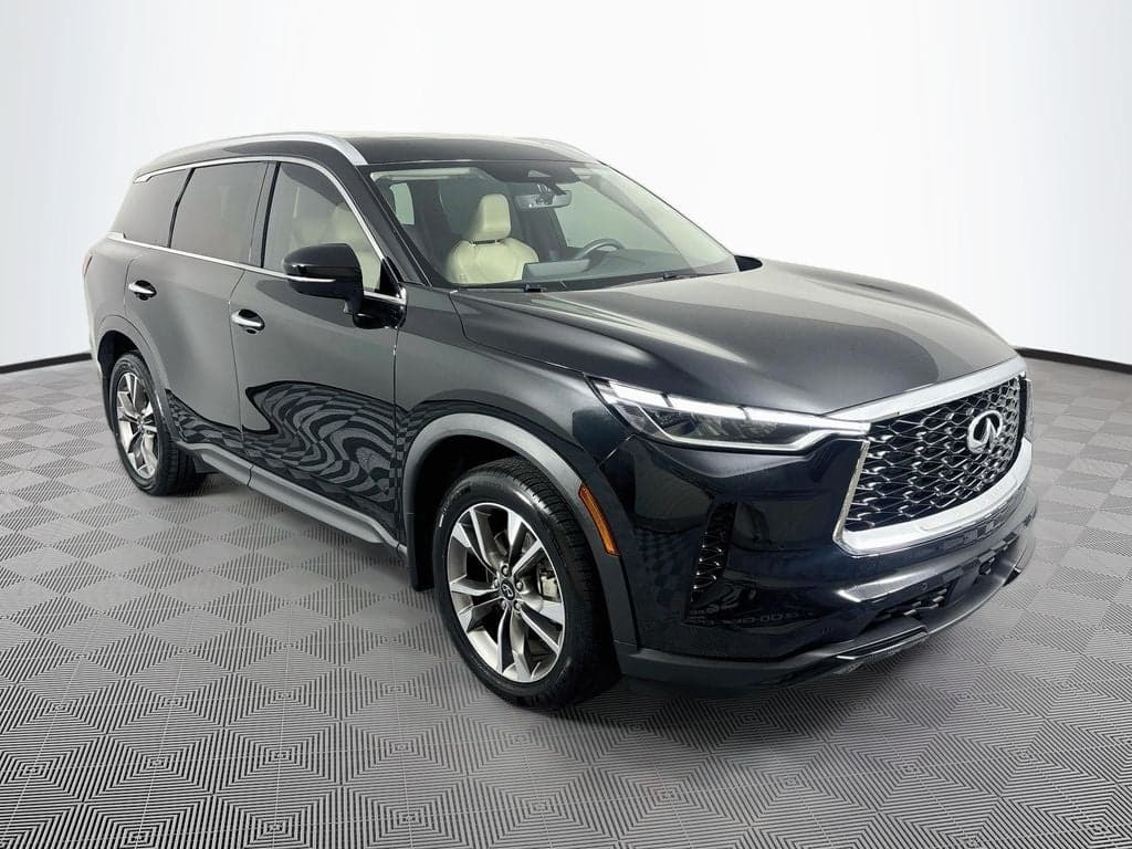2023 INFINITI QX60 LUXE — photo 1 of 34