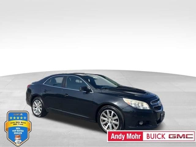 2013 Chevrolet Malibu LT — photo 1 of 11