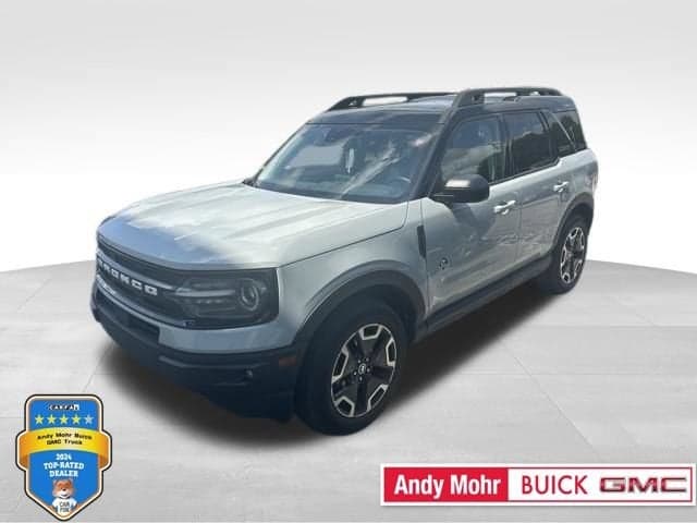 2023 Ford Bronco Sport Outer Banks — photo 1 of 8