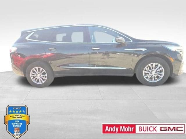 2023 Buick Enclave Essence — photo 1 of 12