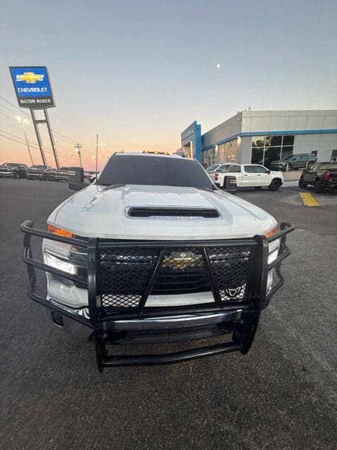 2025 Chevrolet Silverado 3500HD LT — photo 1 of 2