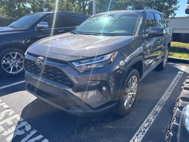 2023 Toyota RAV4 XLE Premium — photo 1 of 2