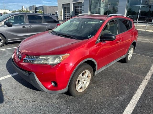 2014 Toyota RAV4 LE — photo 1 of 4