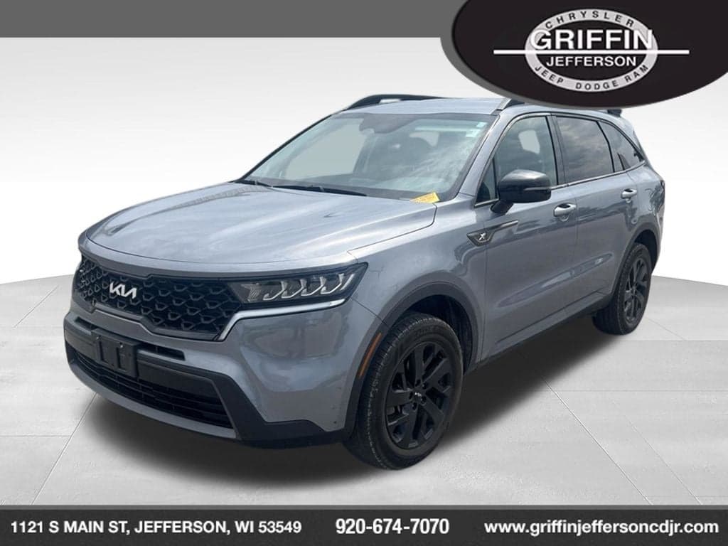 2022 Kia Sorento S AWD Near Madison WI — photo 1 of 6