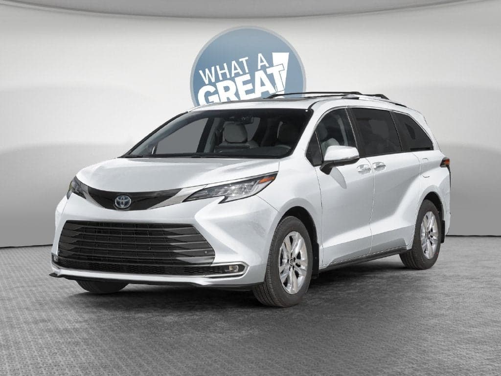 2026 Toyota Sienna Limited — photo 1 of 5