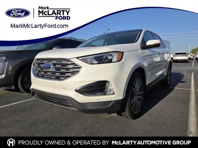 2023 Ford Edge Titanium — photo 1 of 10
