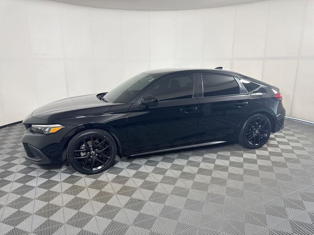 2022 Honda Civic Hatchback Sport — photo 1 of 51