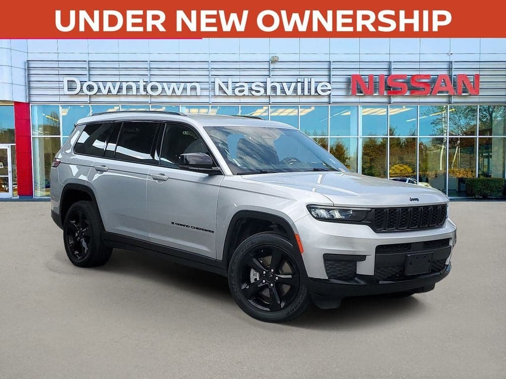 2023 Jeep Grand Cherokee L Altitude — photo 1 of 36
