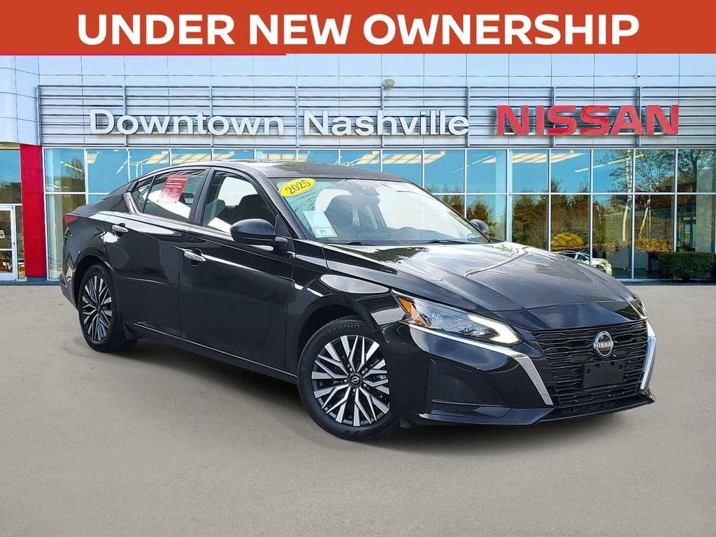 2025 Nissan Altima SV — photo 1 of 35