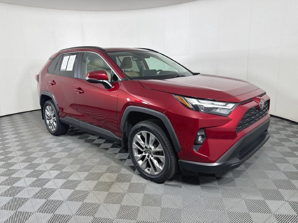 2024 Toyota RAV4 XLE Premium — photo 1 of 5