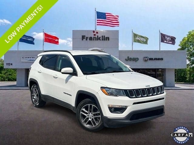 2018 Jeep Compass Latitude — photo 1 of 34