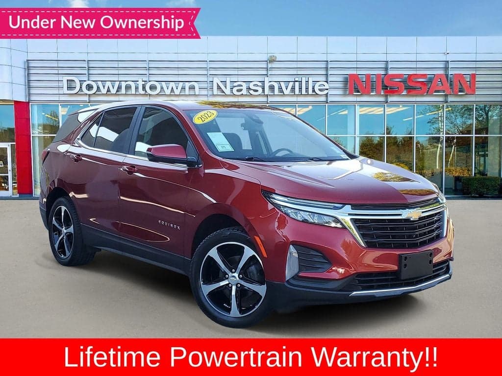 2023 Chevrolet Equinox LT — photo 1 of 35