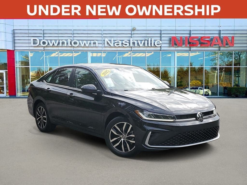 2025 Volkswagen Jetta 1.5T SE — photo 1 of 35