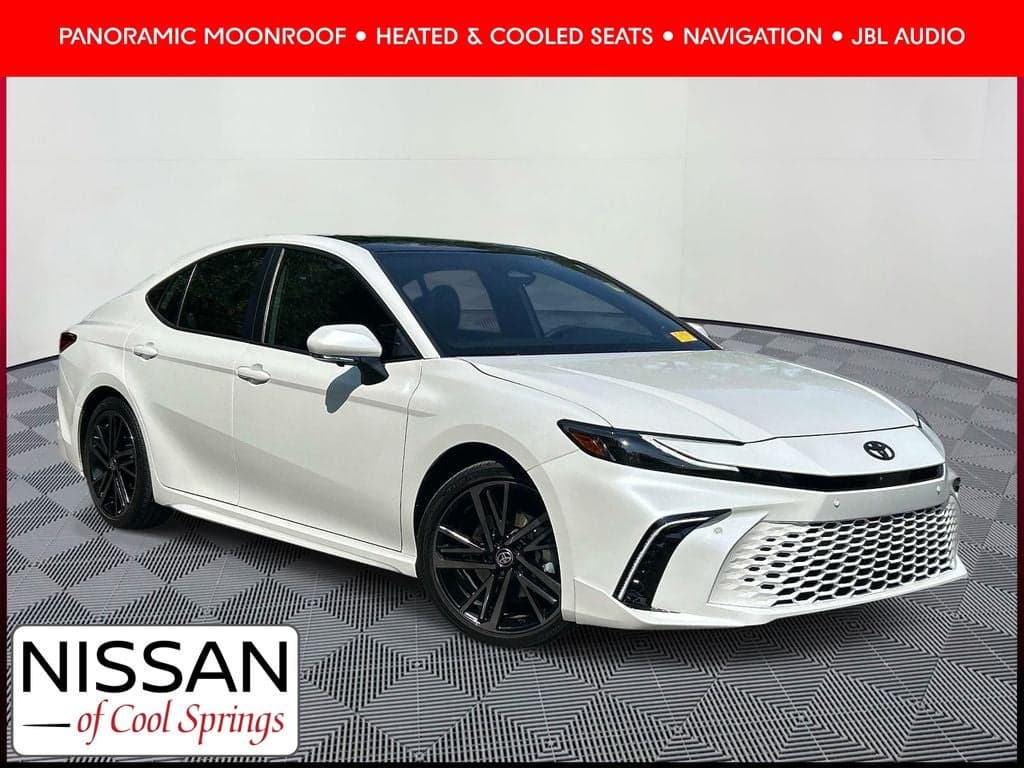 2025 Toyota Camry XSE — photo 1 of 37