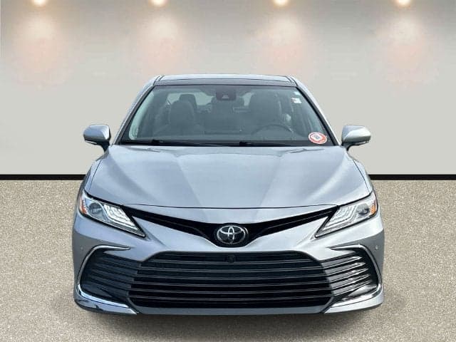 2023 Toyota Camry XLE — photo 1 of 5