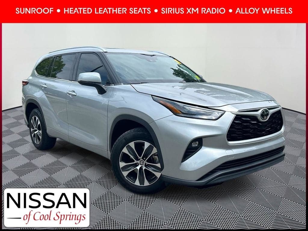 2021 Toyota Highlander XLE — photo 1 of 40