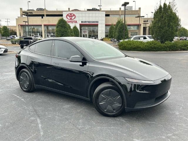 2026 Tesla Model Y Base — photo 1 of 5