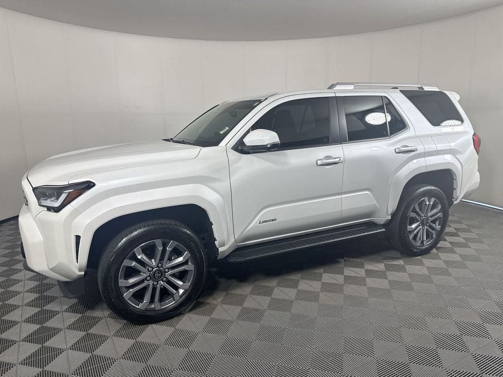 2025 Toyota 4Runner Limited — photo 1 of 29