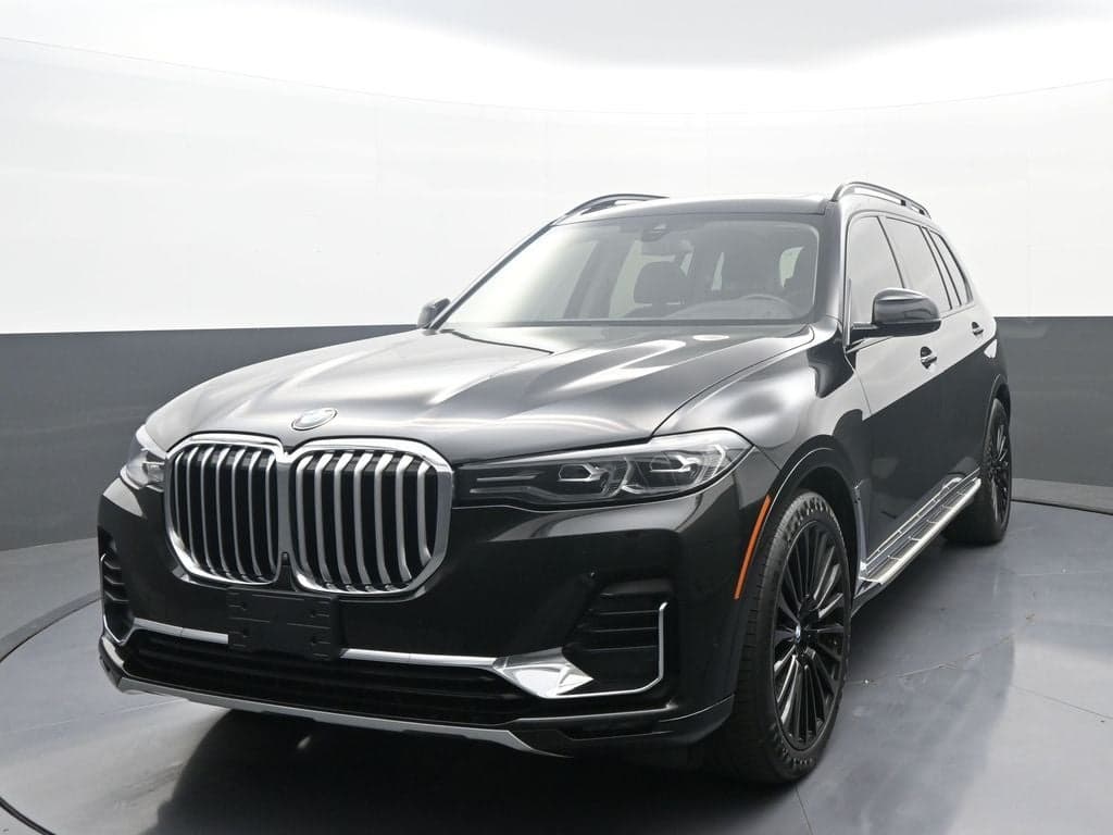 2022 BMW X7 xDrive40i — photo 1 of 45