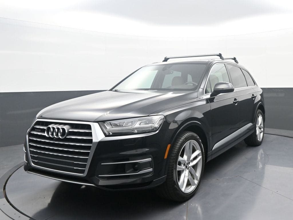 2018 Audi Q7 Prestige — photo 1 of 44