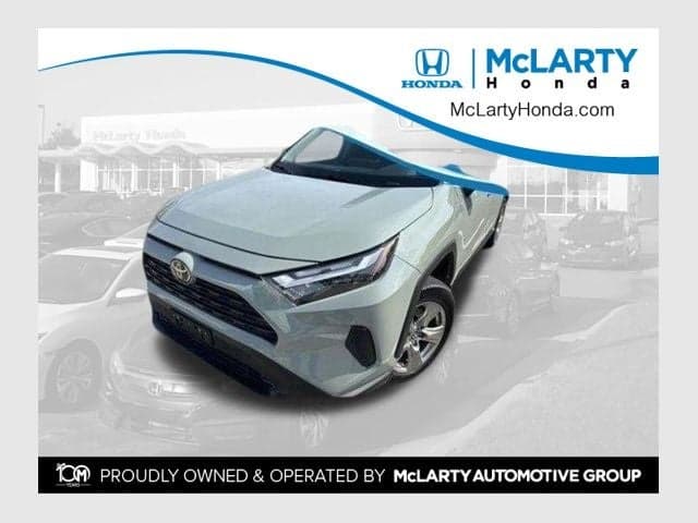 2023 Toyota RAV4 XLE — photo 1 of 10