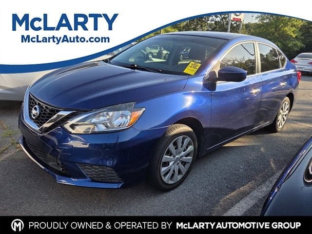 2019 Nissan Sentra S — photo 1 of 11