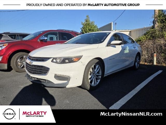 2018 Chevrolet Malibu LT — photo 1 of 5