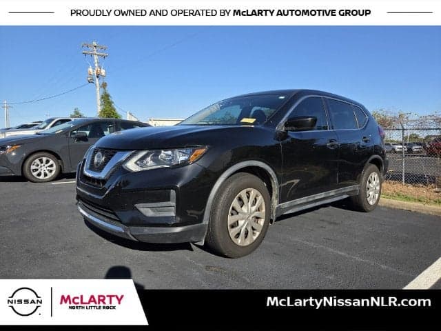2020 Nissan Rogue S — photo 1 of 10