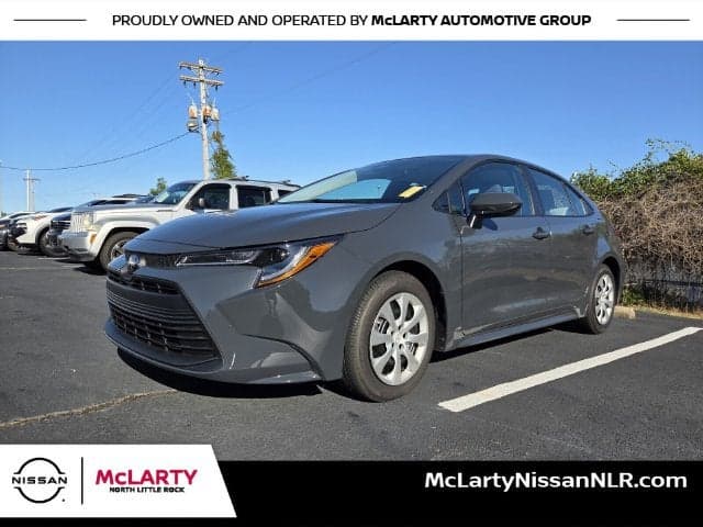 2026 Toyota Corolla LE — photo 1 of 10