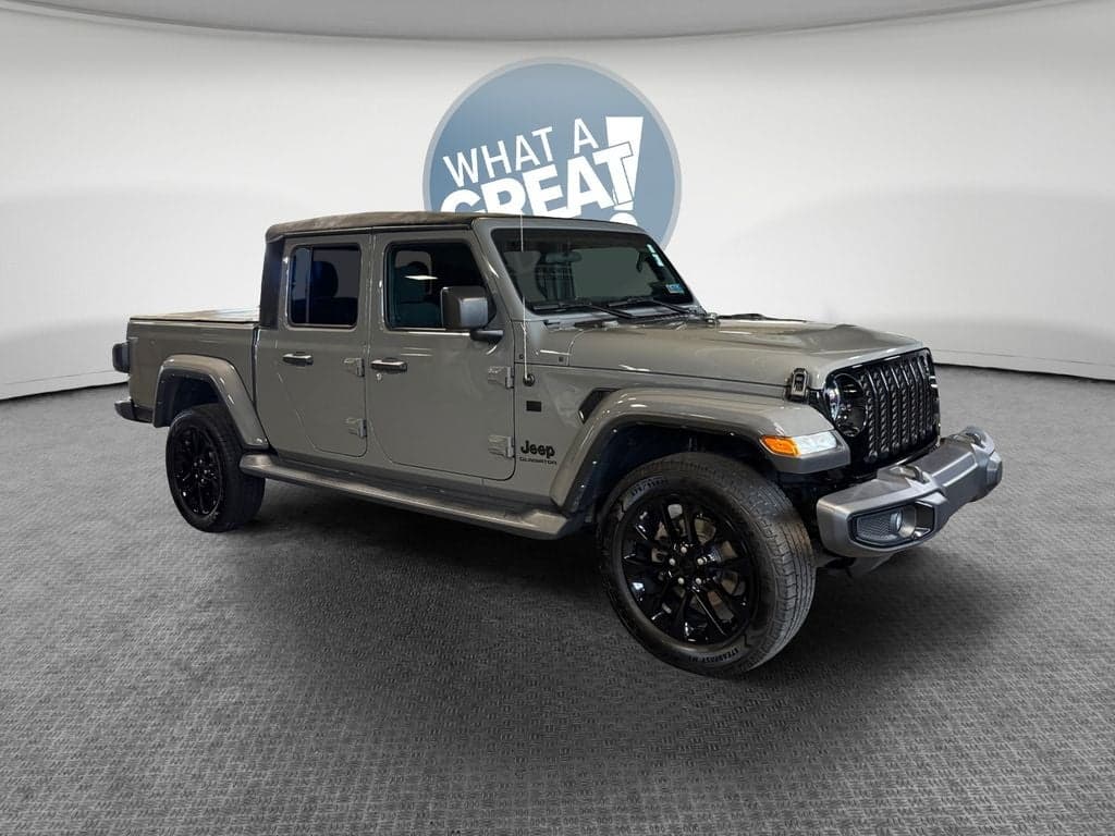 2022 Jeep Gladiator Sport — photo 1 of 5
