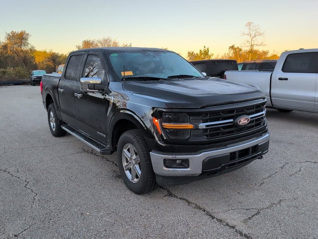 2025 Ford F-150 XLT — photo 1 of 5