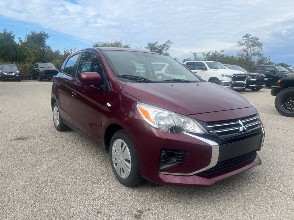 2024 Mitsubishi Mirage ES — photo 1 of 6