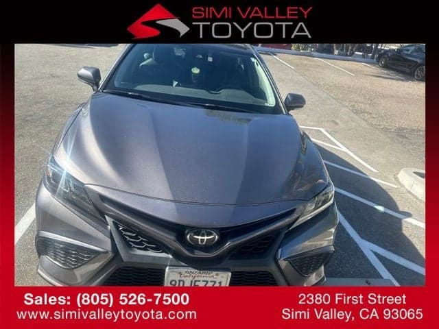 2023 Toyota Camry SE — photo 1 of 5