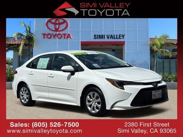 2024 Toyota Corolla LE — photo 1 of 4