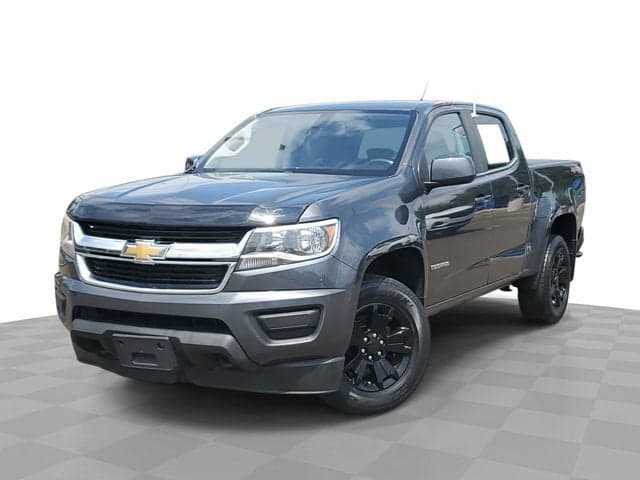 2017 Chevrolet Colorado 4WD LT — photo 1 of 39
