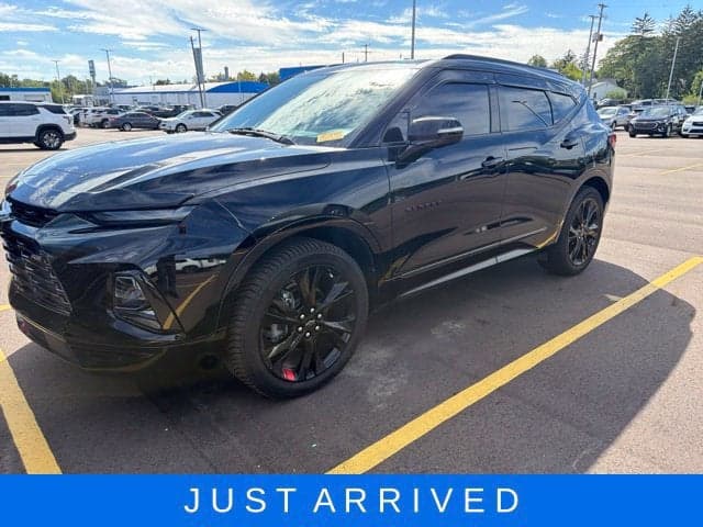 2022 Chevrolet Blazer RS — photo 1 of 3
