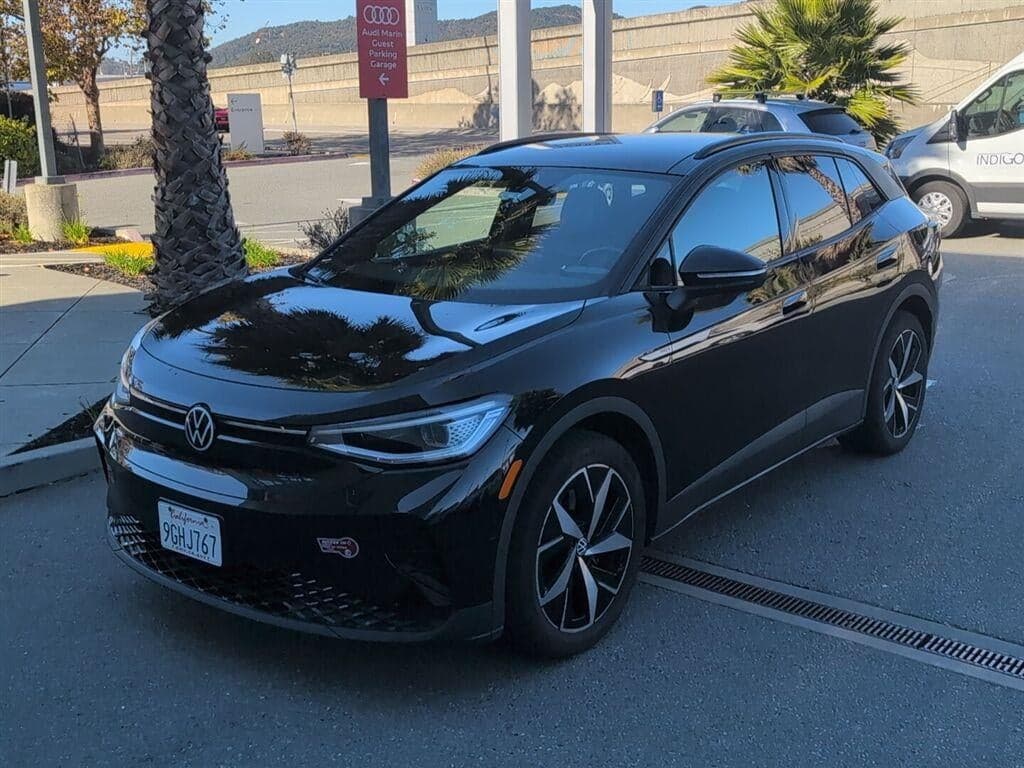 2023 Volkswagen ID.4 Pro S — photo 1 of 5