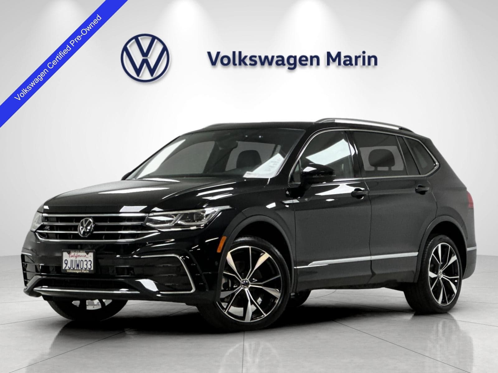 2024 Volkswagen Tiguan SEL R-Line — photo 1 of 28