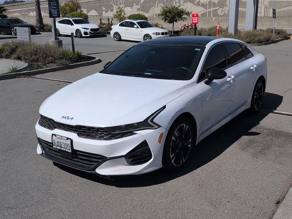 2024 Kia K5 GT-Line — photo 1 of 16