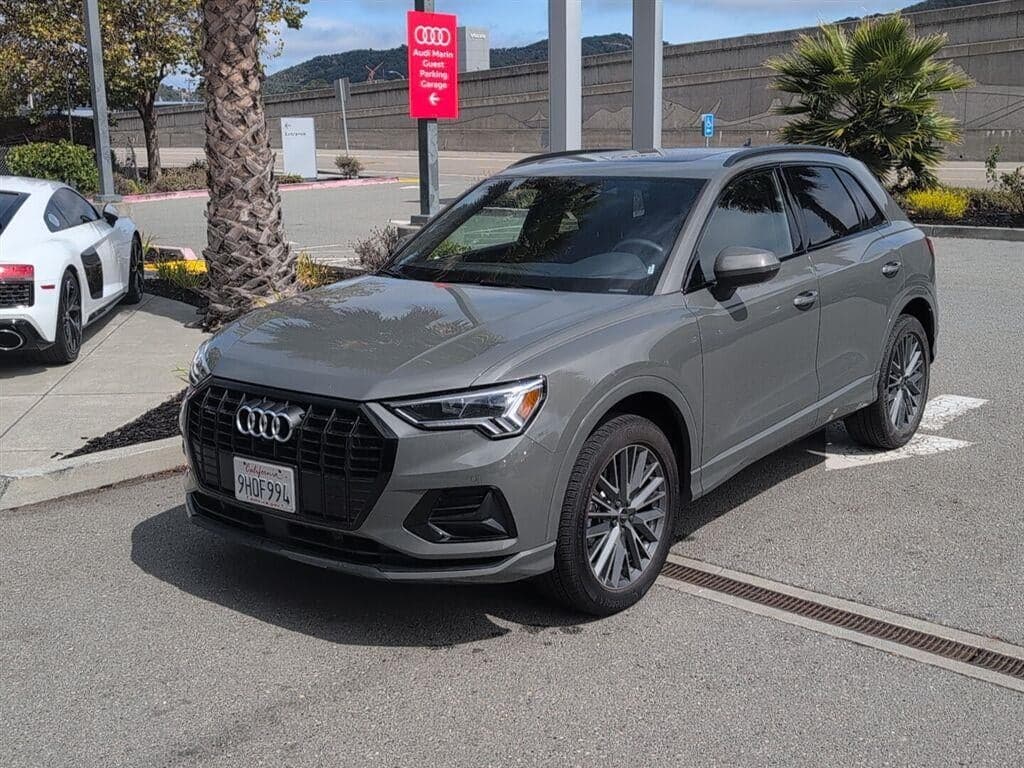2023 Audi Q3 Premium Plus — photo 1 of 17
